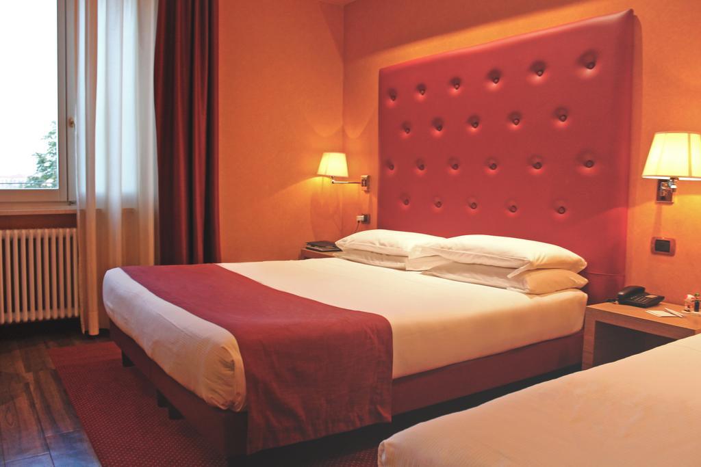 Best Western Hotel Piemontese Bergamo Exterior photo