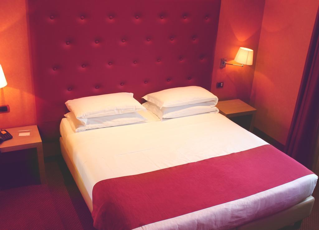 Best Western Hotel Piemontese Bergamo Exterior photo